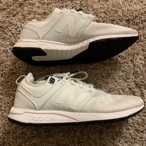 New balance sneaker size 7